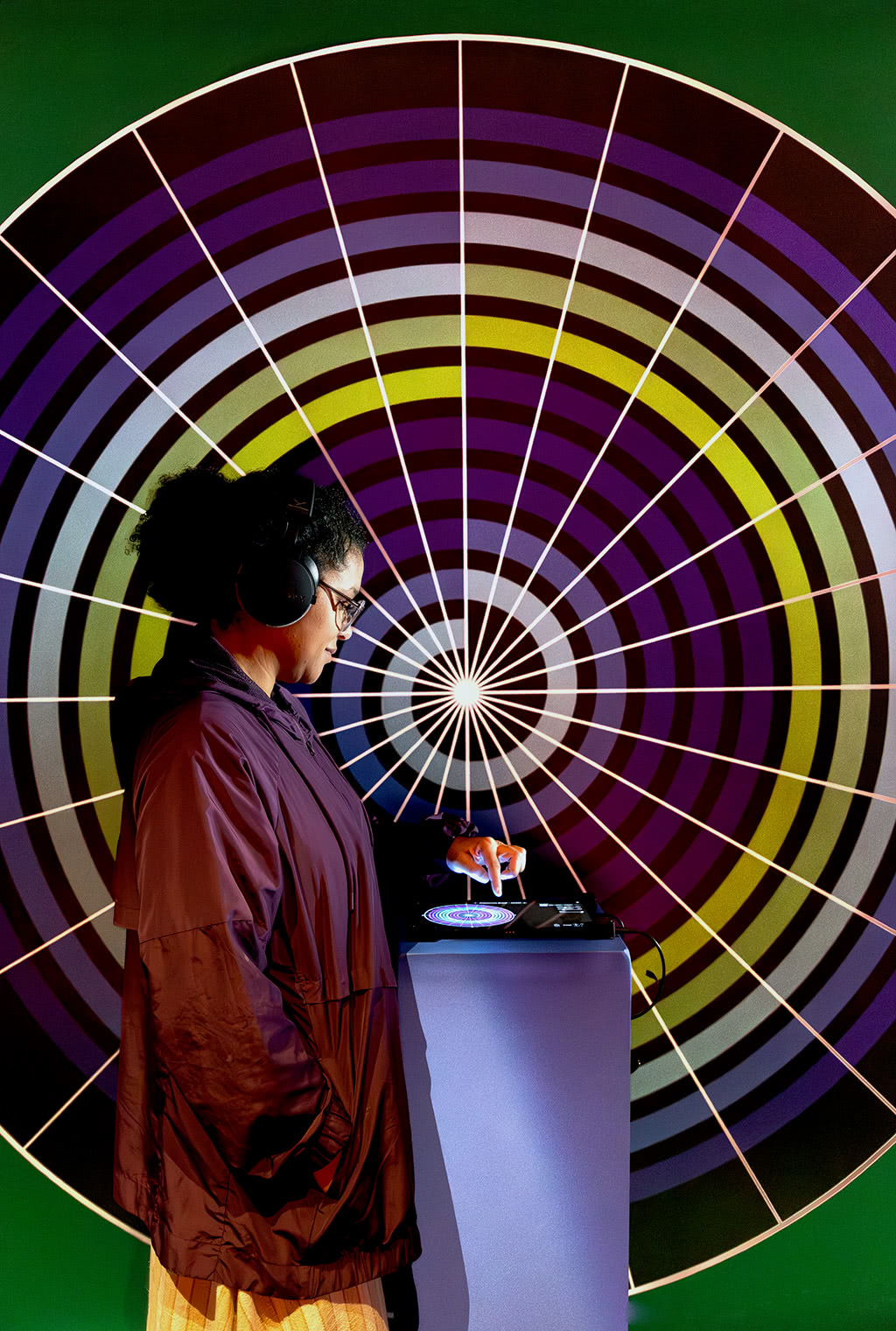 Woman interacting with Spiral of Time by Edwin van der Heide exhibited at File Festival 2025 in San Paolo